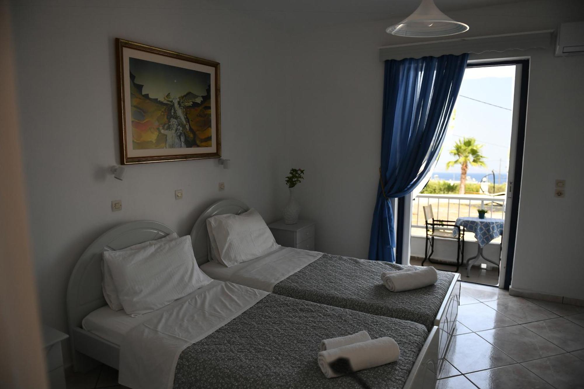 Mimis Apartments Kéfalos Esterno foto