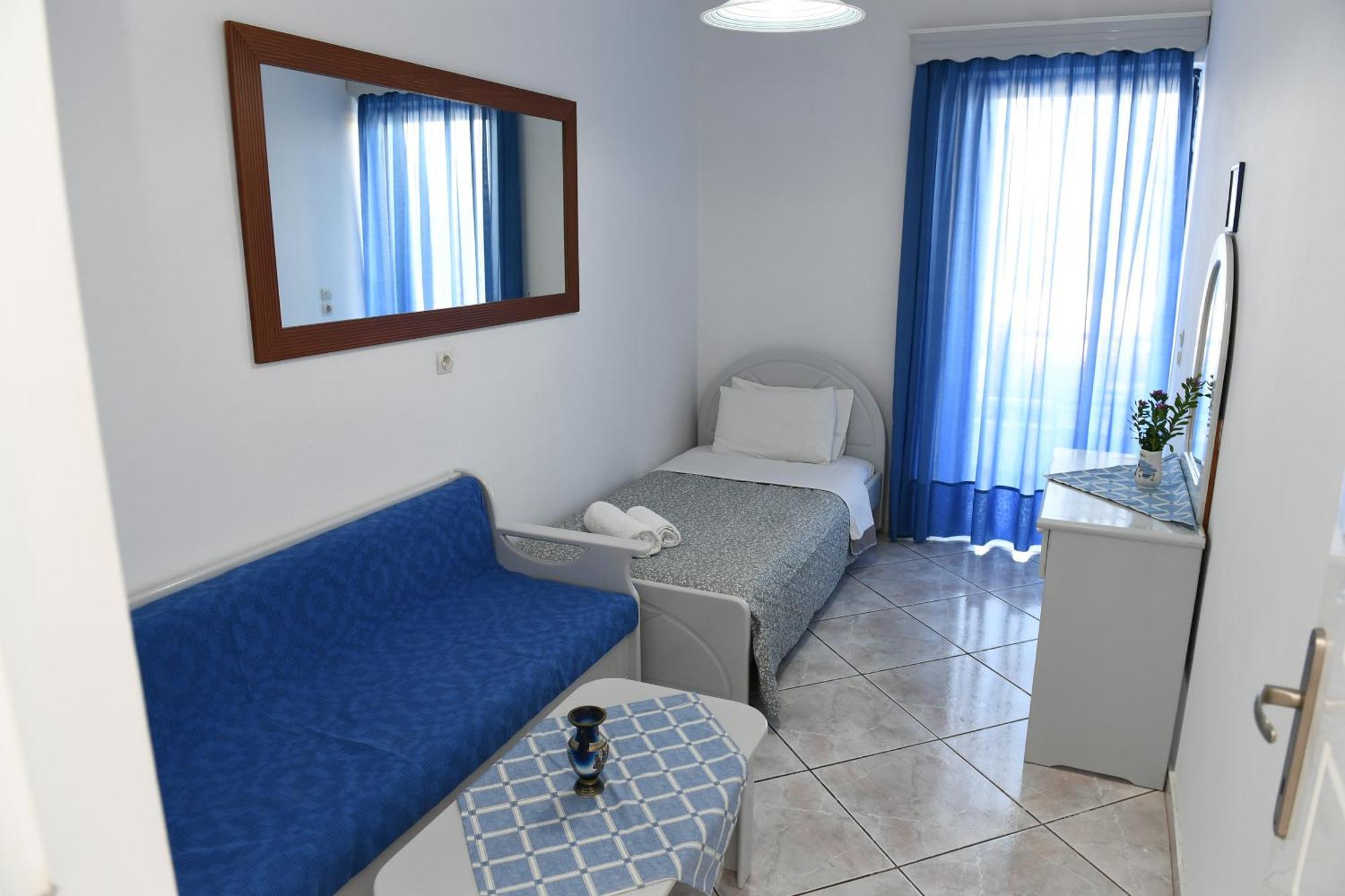 Mimis Apartments Kéfalos Esterno foto